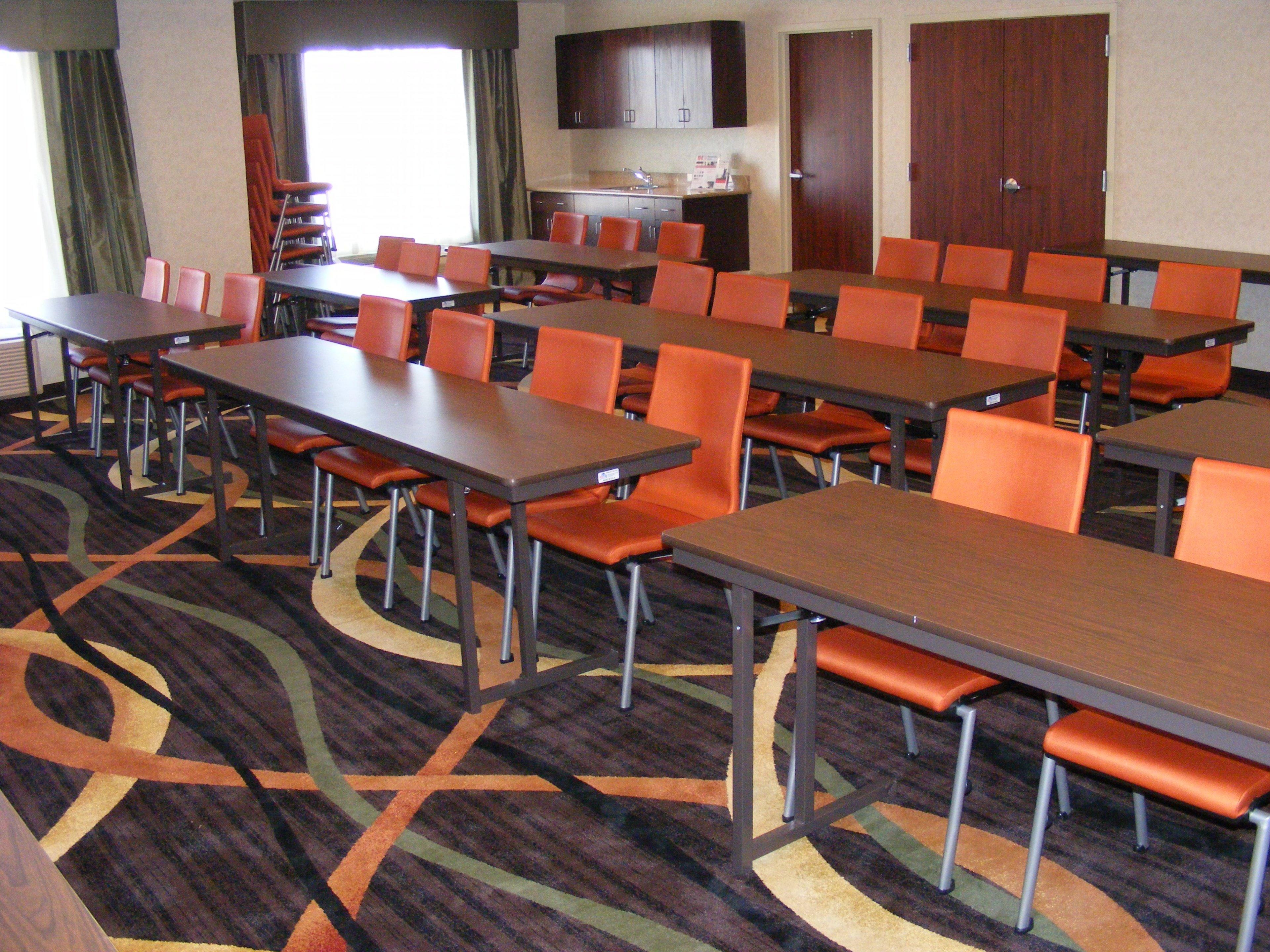 Holiday Inn Express Hotel & Suites Muskogee By Ihg Exterior foto